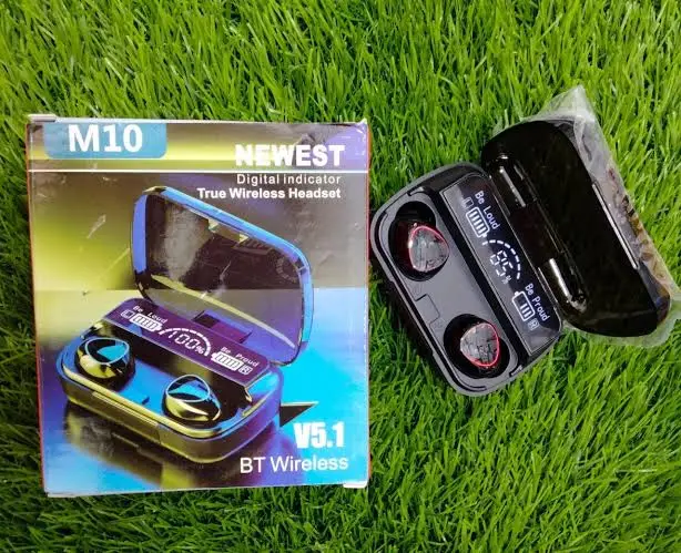 M10 Long-Lasting Battery With Fast Charge 12 Earbuds