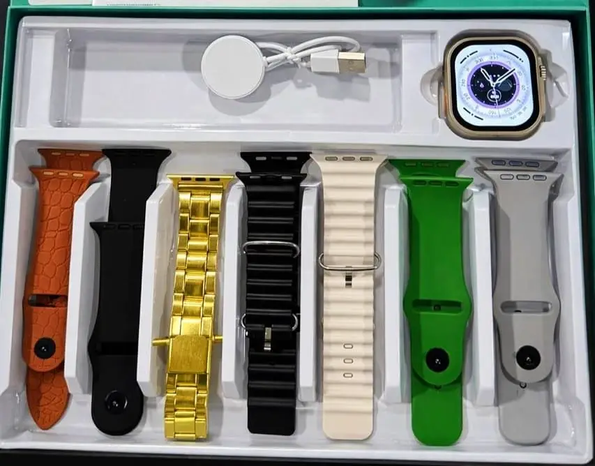 Crown S700 Smartwatch 7 Straps Box Gift Pack Wireless Call