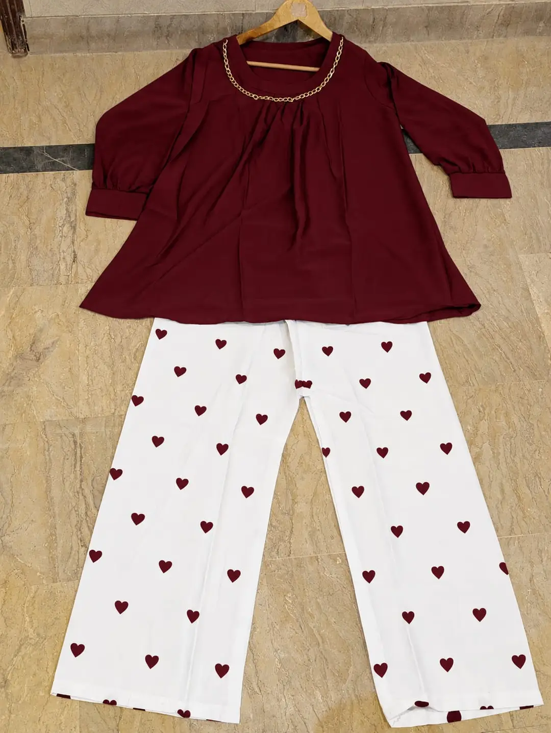 2 Pcs Women's Stitched Grip Plain Co-Ord Set
