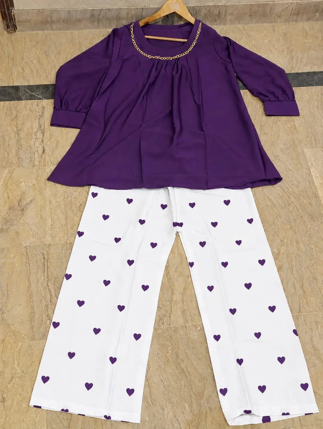 2 Pcs Women's Stitched Grip Plain Co-Ord Set
