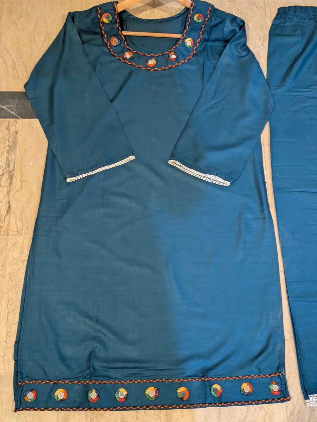 2 Pcs Women's Stitched mirror Linen Plain Shirt And Trouser