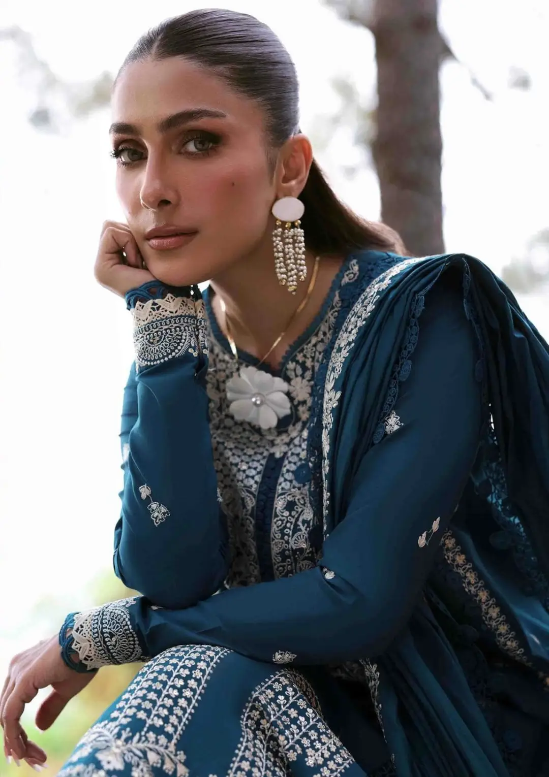 3 Pcs Women's Unstitched Embroidered Suit(HB)