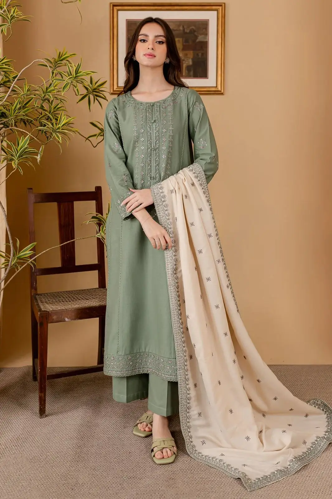 3 Pcs Women's Unstitched Embroidered Suit(A&C)