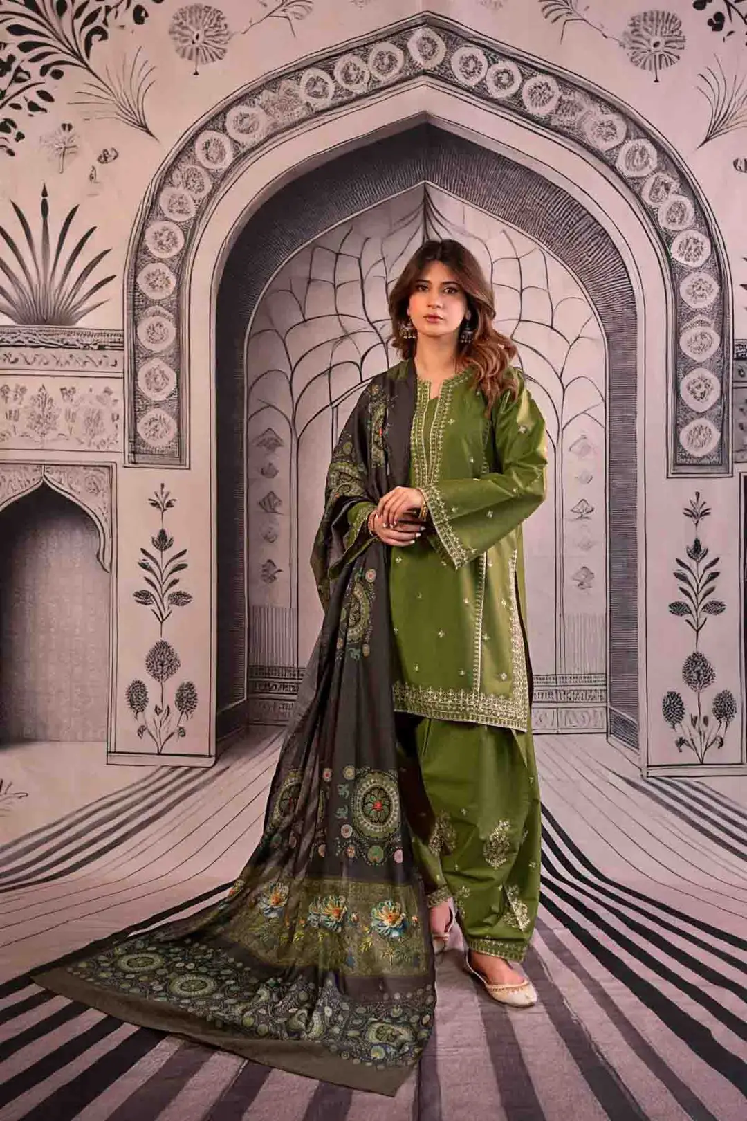 3 Pcs Women's Unstitched Embroidered Suit(hb)
