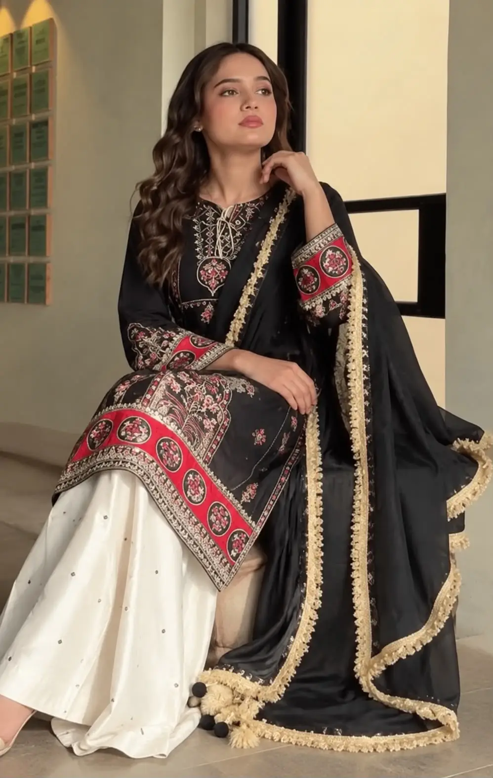 3 Pcs Women's Unstitched Embroidered Suit(skf)