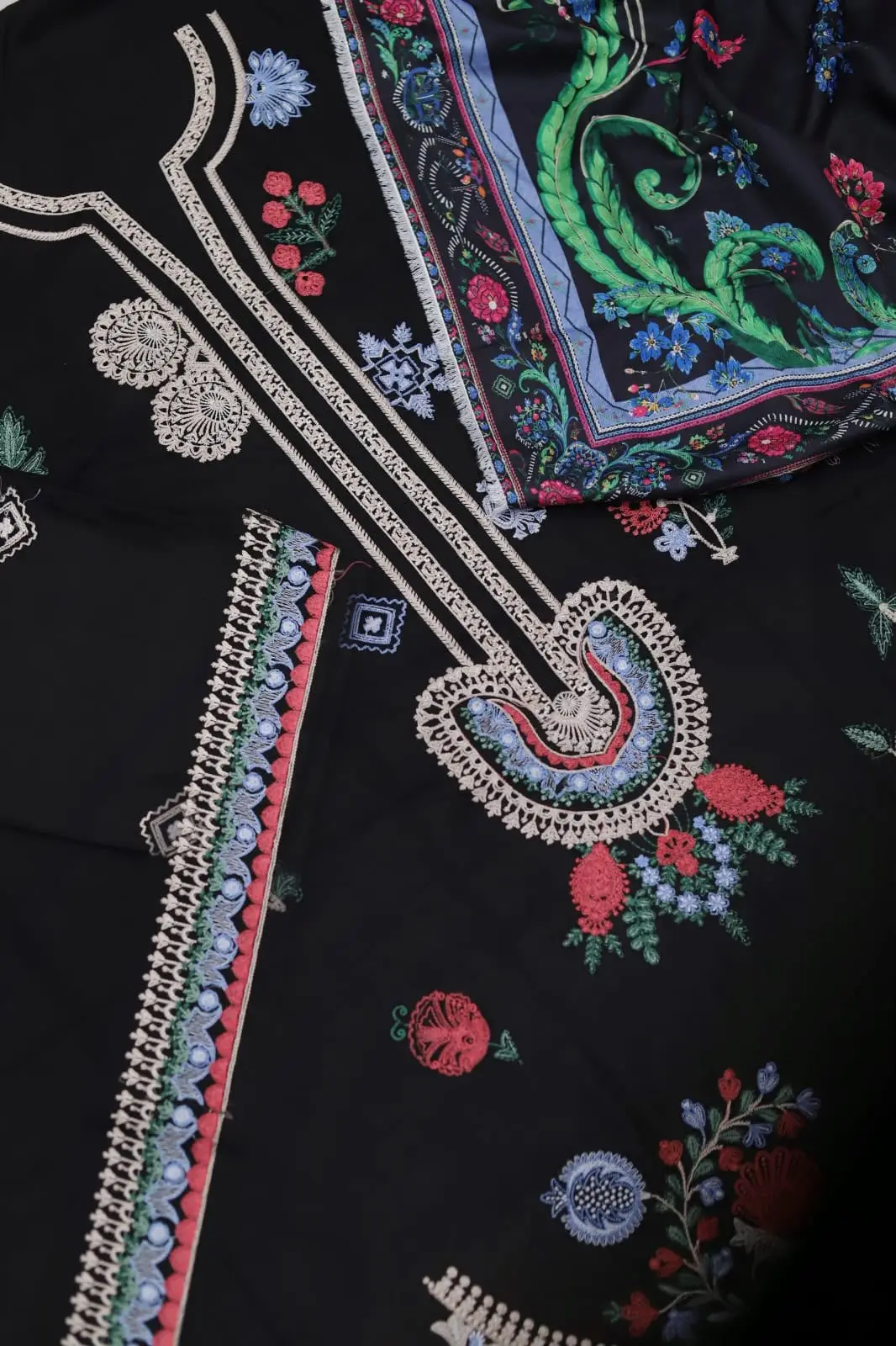 3 Pcs Women's Unstitched Embroidered Suit(f&f)