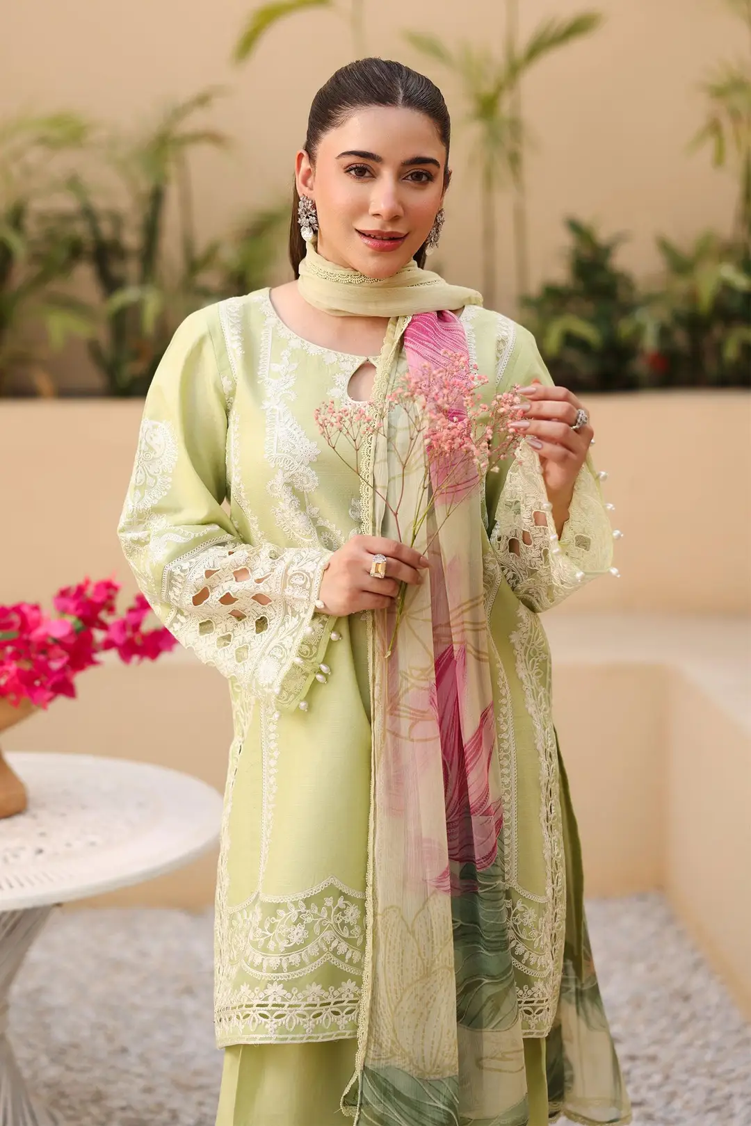 3 Pcs Women's Unstitched Embroidered Suit