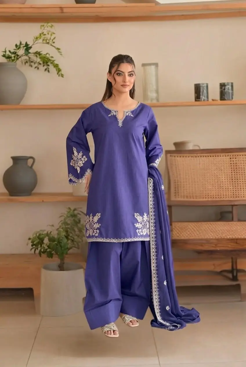 3 Pcs Women's Unstitched Embroidered Suit