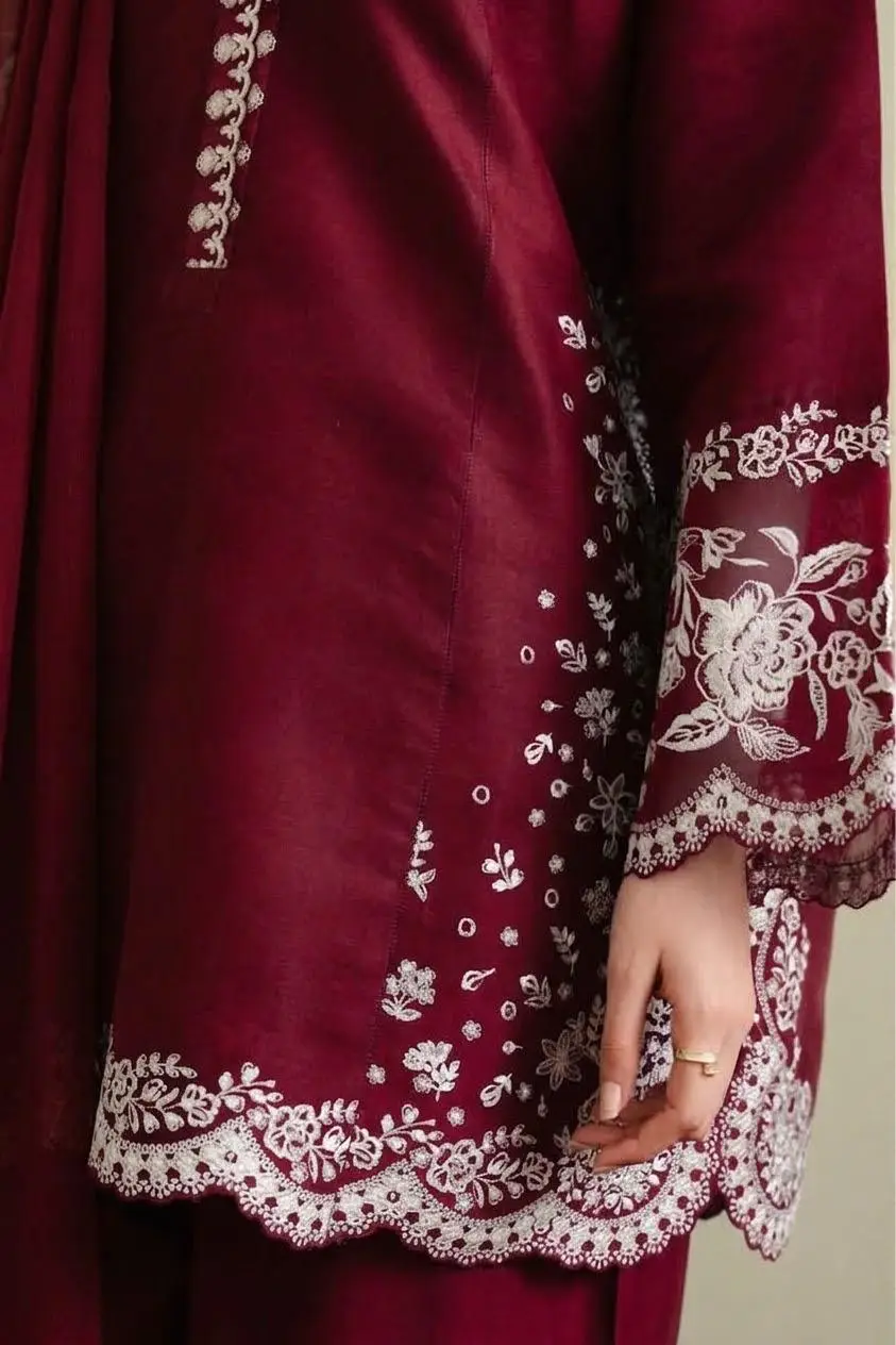 3 Pcs Women's Unstitched Embroidered Suit