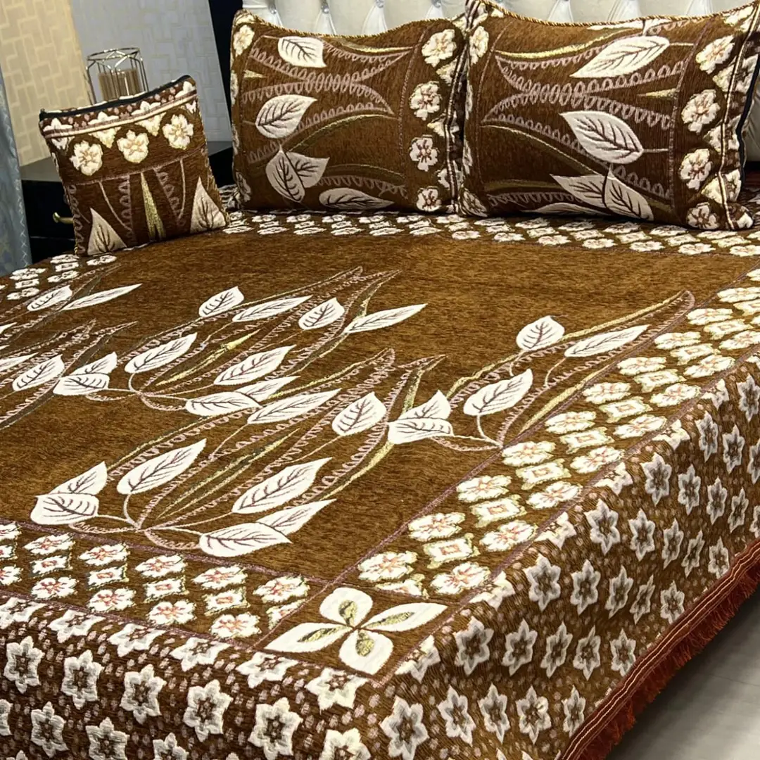 3 Pcs Velvet Jacquard Printed Double Bedsheet