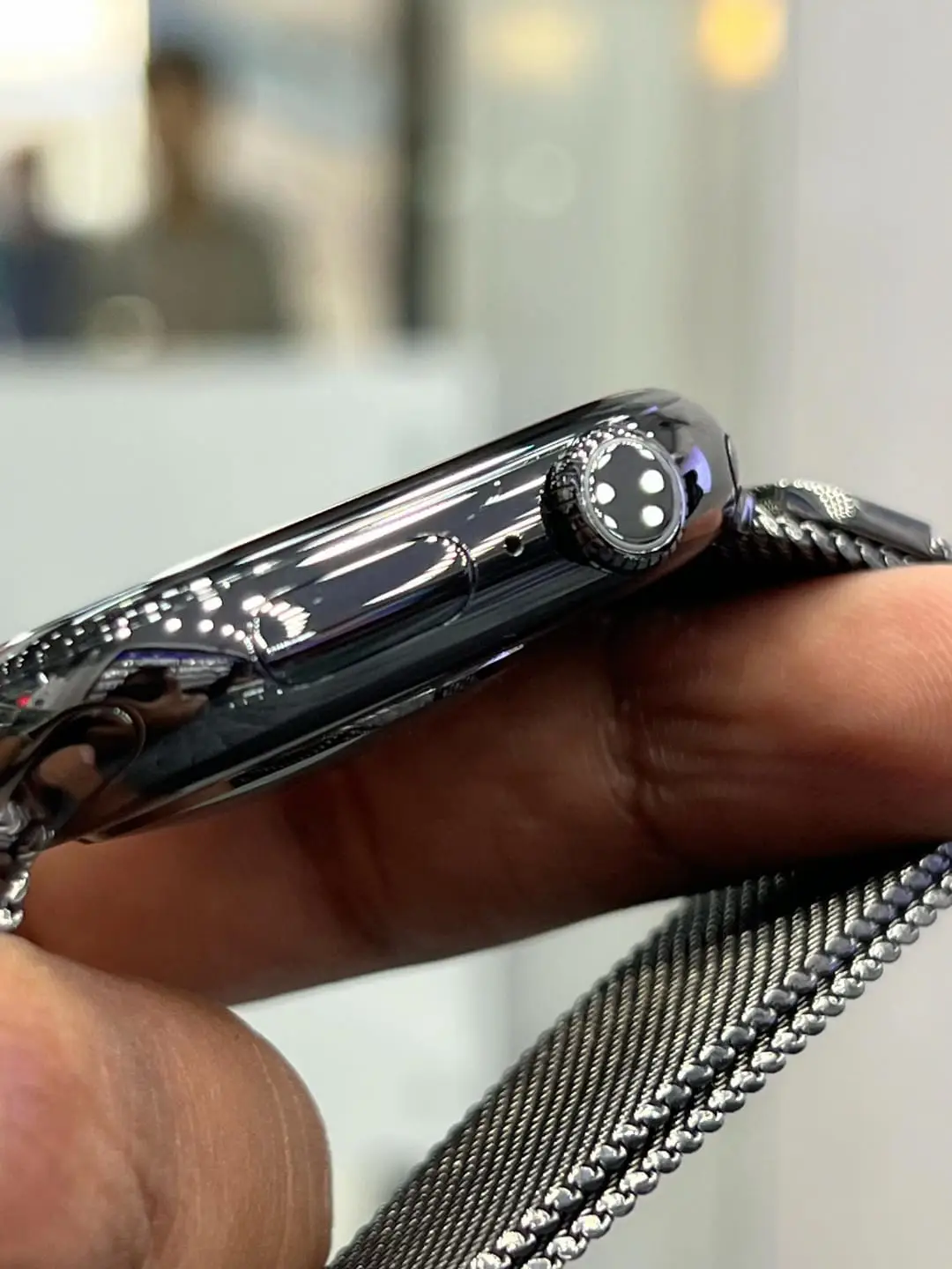 Series 11 Smart Watch (Apple logo)