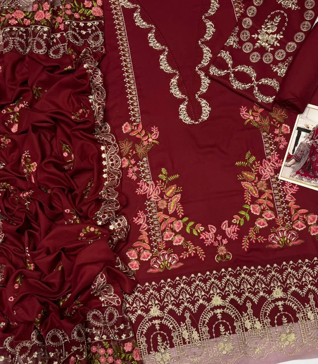 3 Pcs Women's Unstitched Embroidered Suit