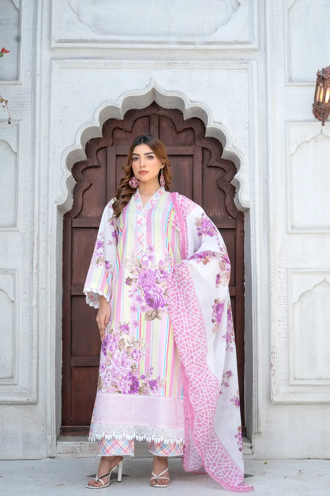 3 Pcs Women's Unstitched Printed Suit