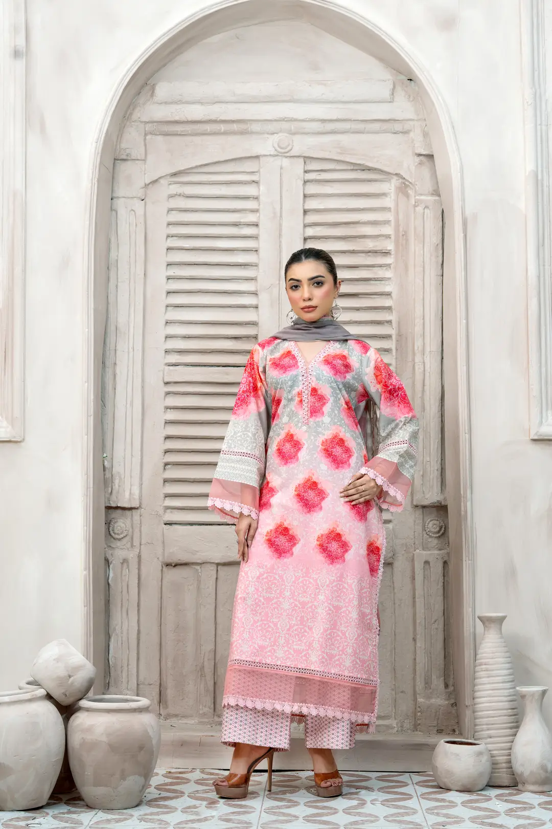 3 Pcs Women's Unstitched Printed Suit