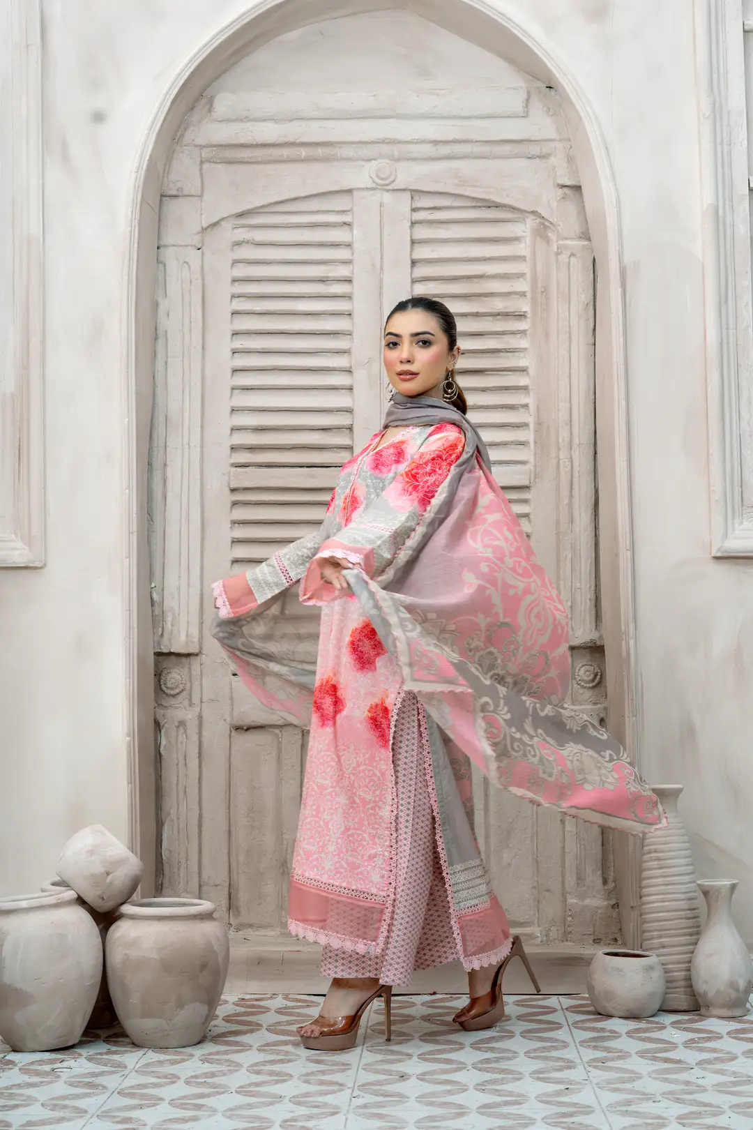 3 Pcs Women's Unstitched Printed Suit