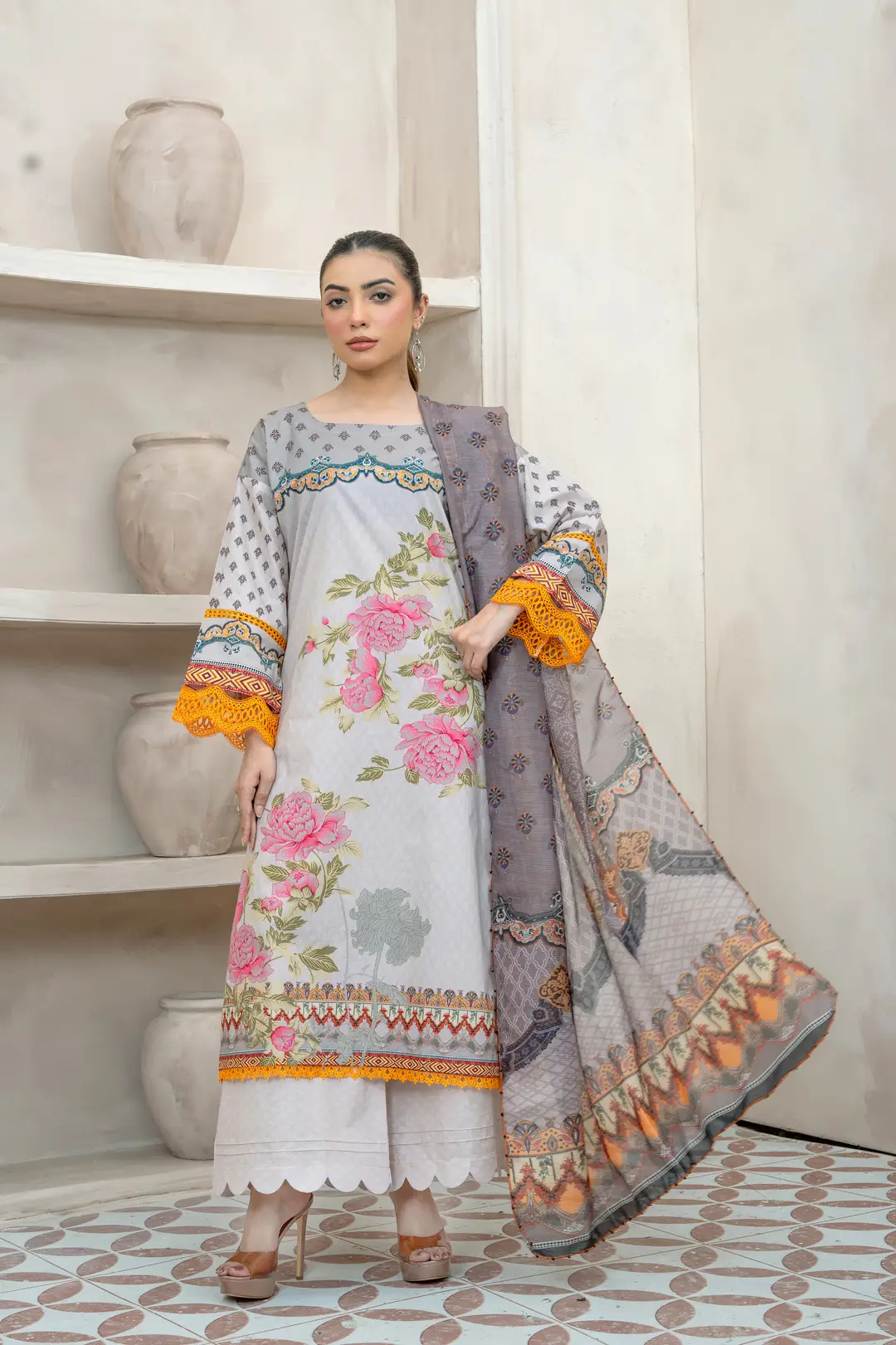 3 Pcs Women's Unstitched Printed Suit