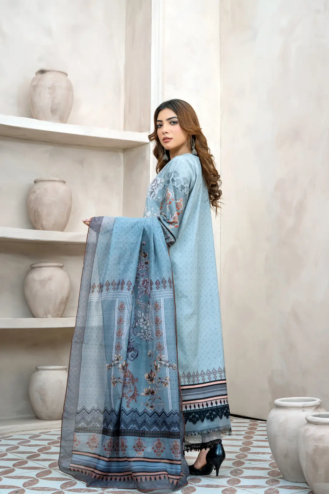 3 Pcs Women's Unstitched Printed Suit