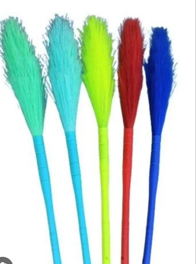 Compact And Easy To Use Broom Stick