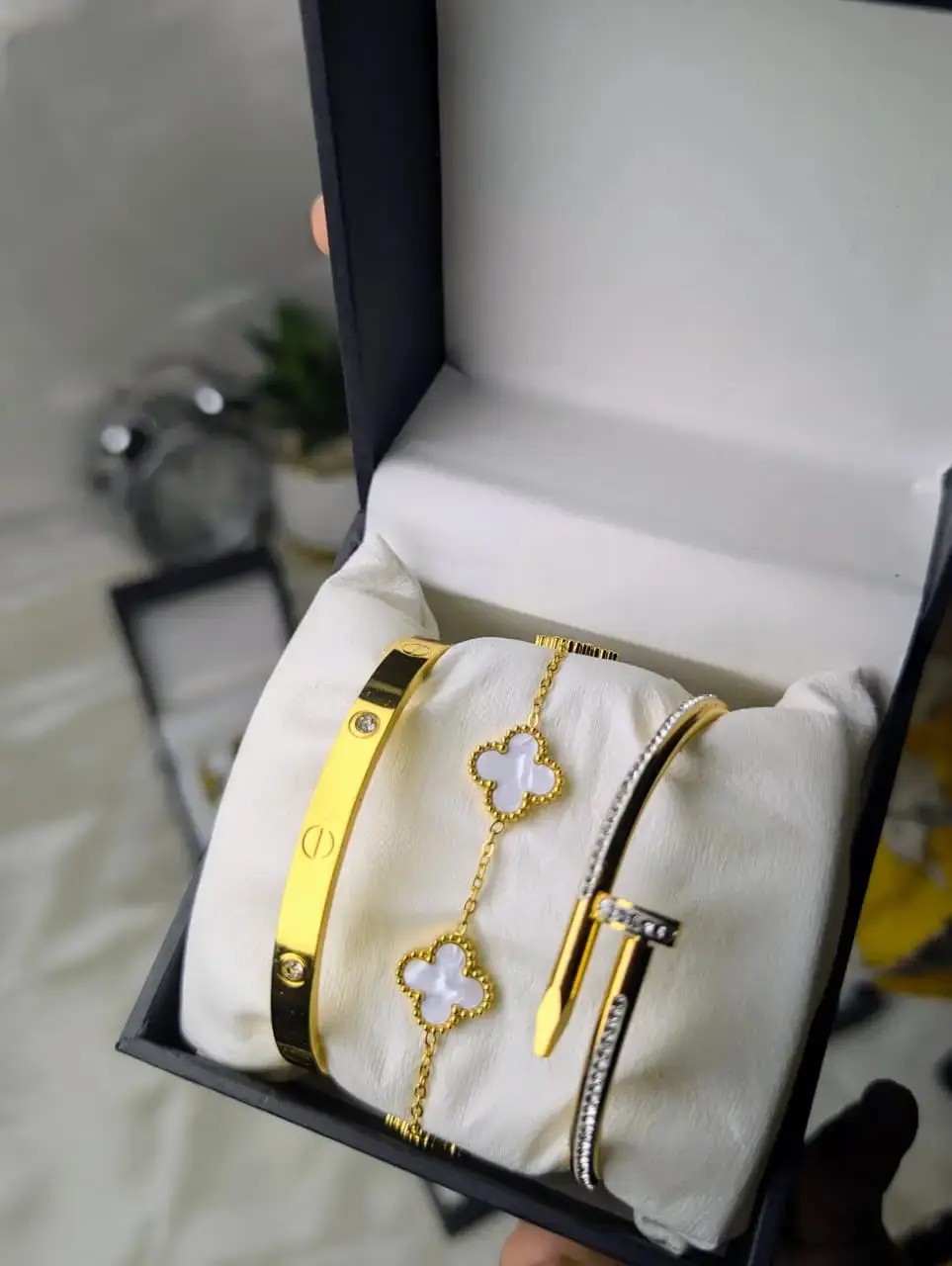 3 Pcs Modern Design Gold Plated Pearl Charm Bracelet