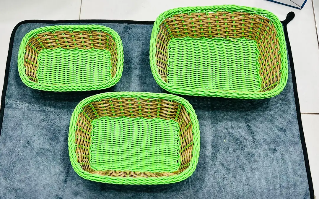 Medium Nylon Cane Bread Serving Basket