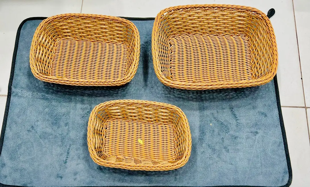 Medium Nylon Cane Bread Serving Basket
