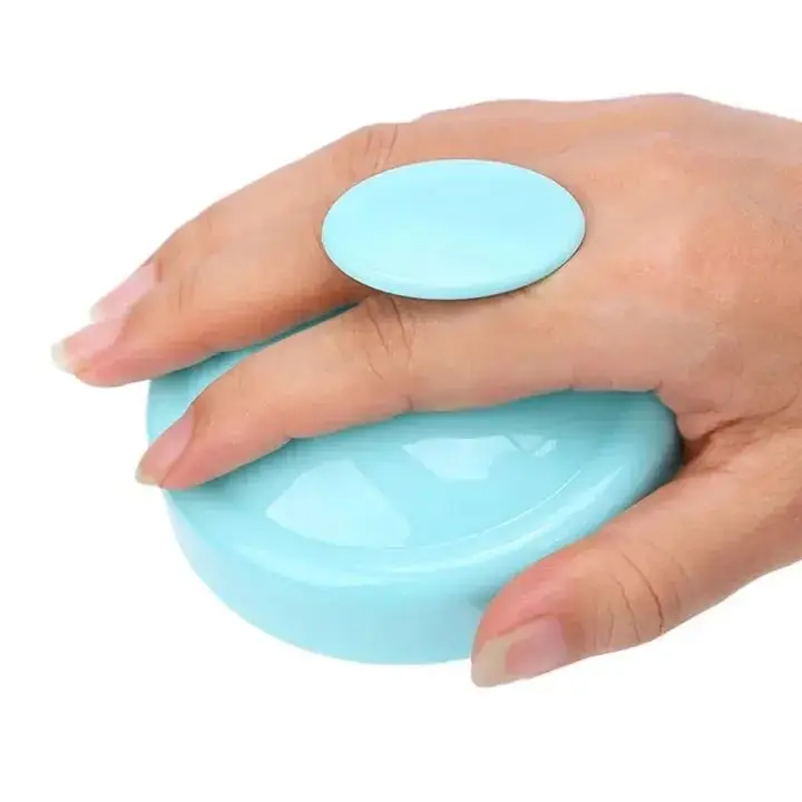Perfect Makeup Accessory Makeup Brush Cleaner