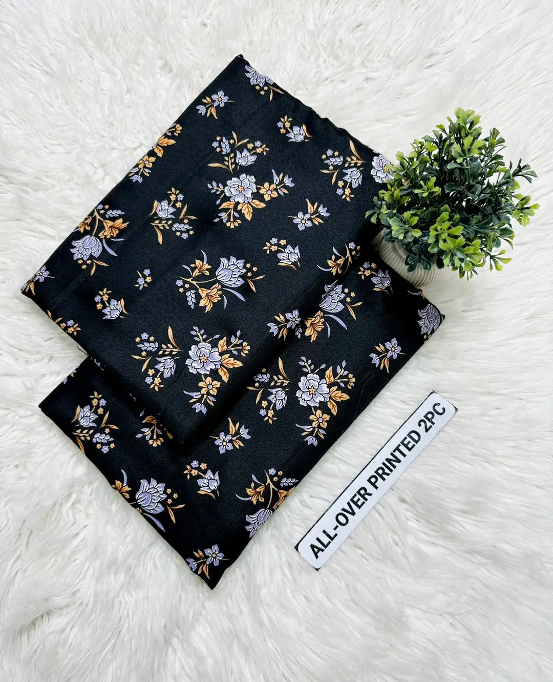 2 Pcs Women's Unstitched Printed Suit