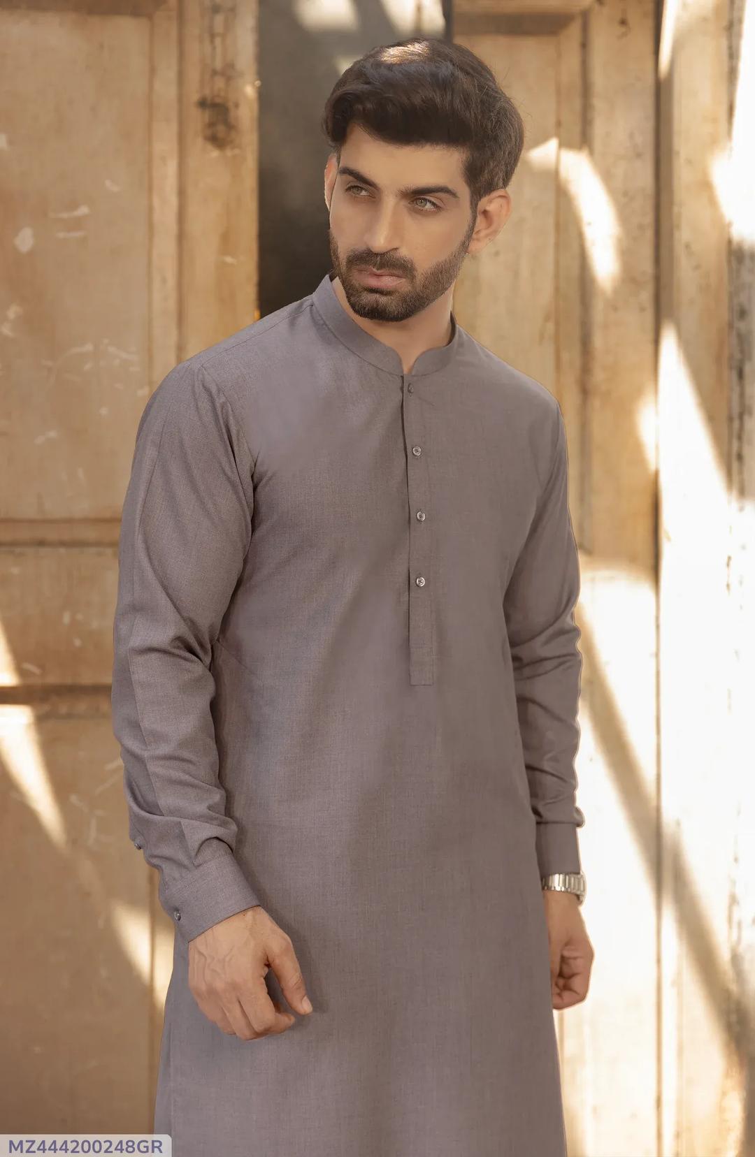 Men’s Unstitched Wool Plain Suit