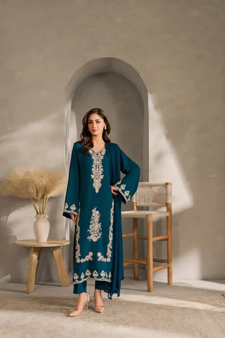 3 Pcs Women's Stitched Linen Embroidered Suit
