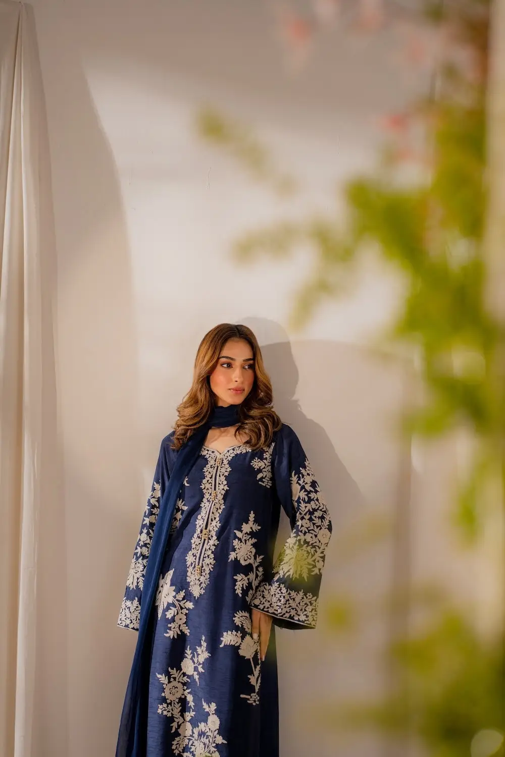 3 Pcs Women's Stitched Linen Embroidered Suit
