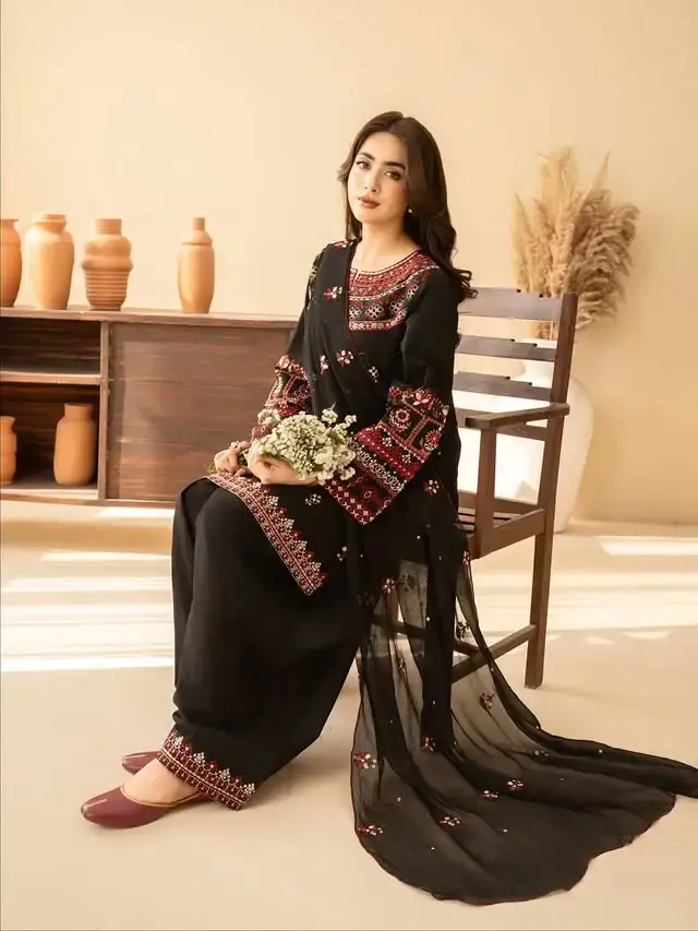 3 Pcs Women's Stitched Cotton Embroidered Suit