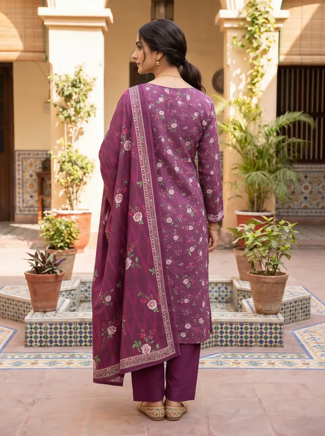 Stylish Lawn 3 Pcs Women's Unstitched Digital Print Suit