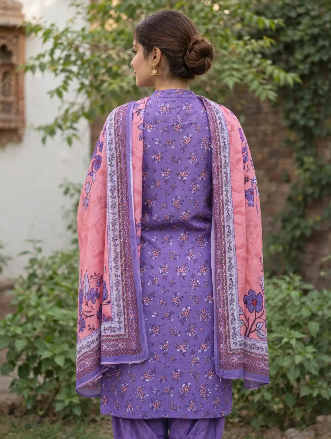Stylish Lawn 3 Pcs Women's Unstitched Digital Print Suit