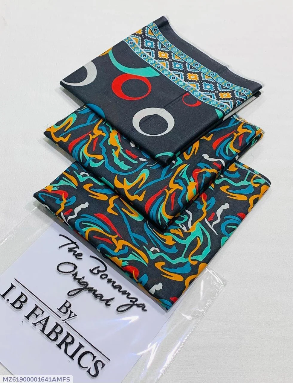 3 Pcs Women's Unstitched Digital Print Suit
