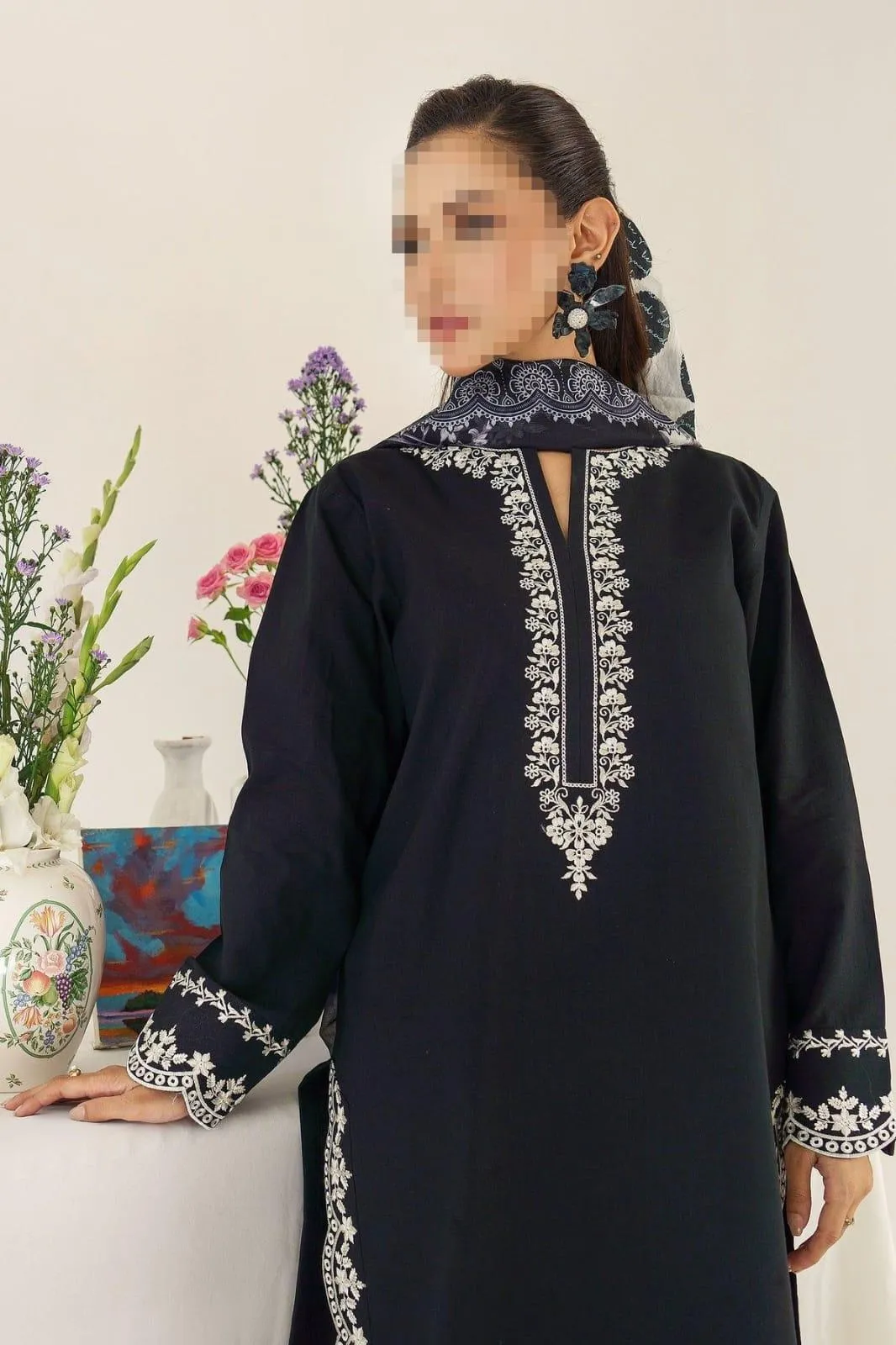 3 Pcs Women's Unstitched Embroidered Suit