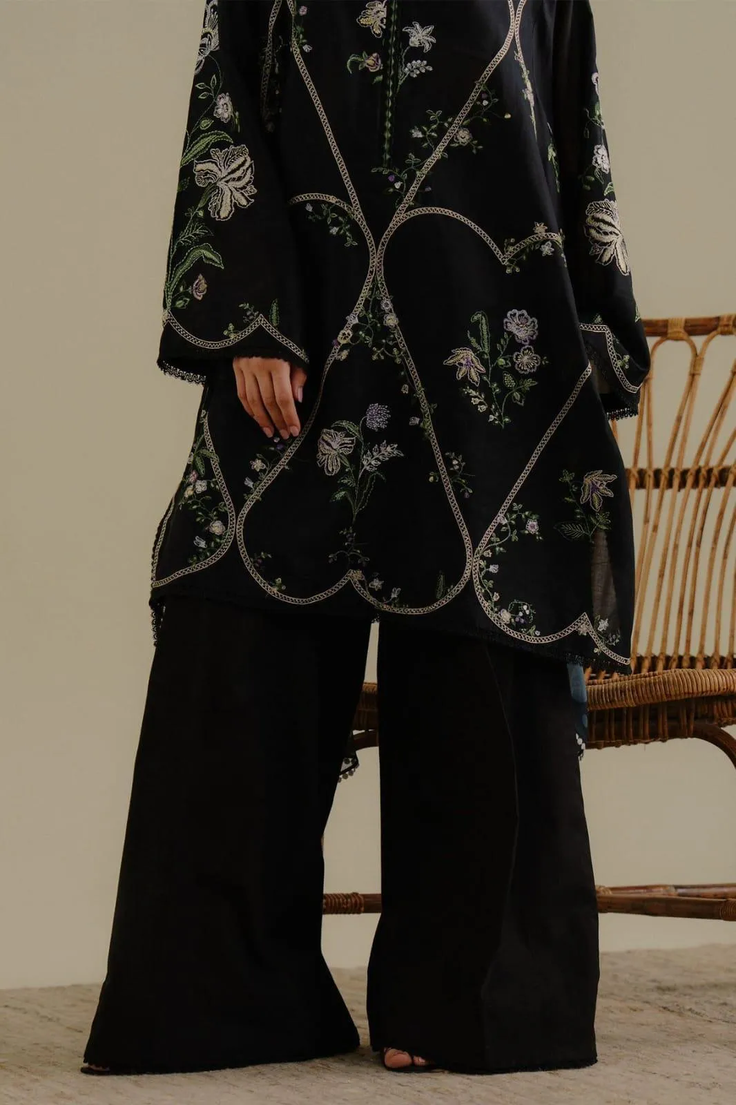 Black Embroidered Women's 3 Pcs Suit Set