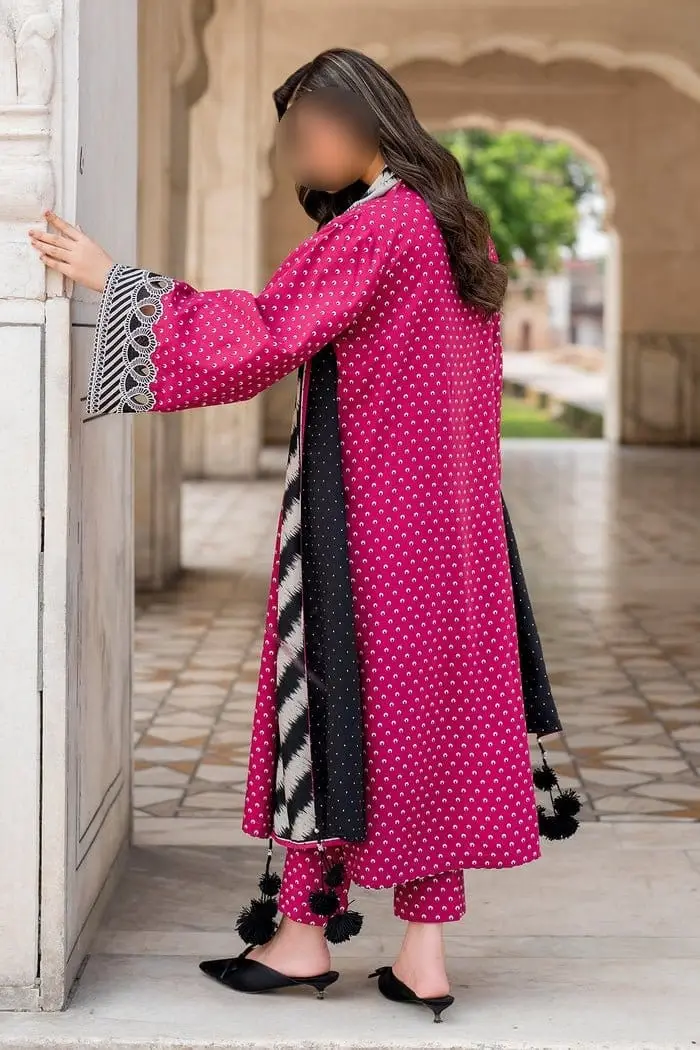 3 Pcs Women's Unstitched Digital Print Suit