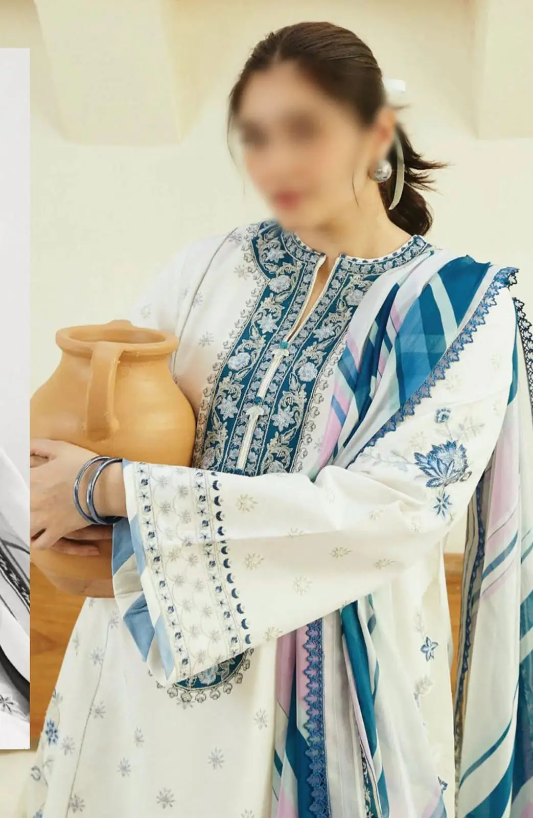 3 Pcs Women's Unstitched Embroidered Suit