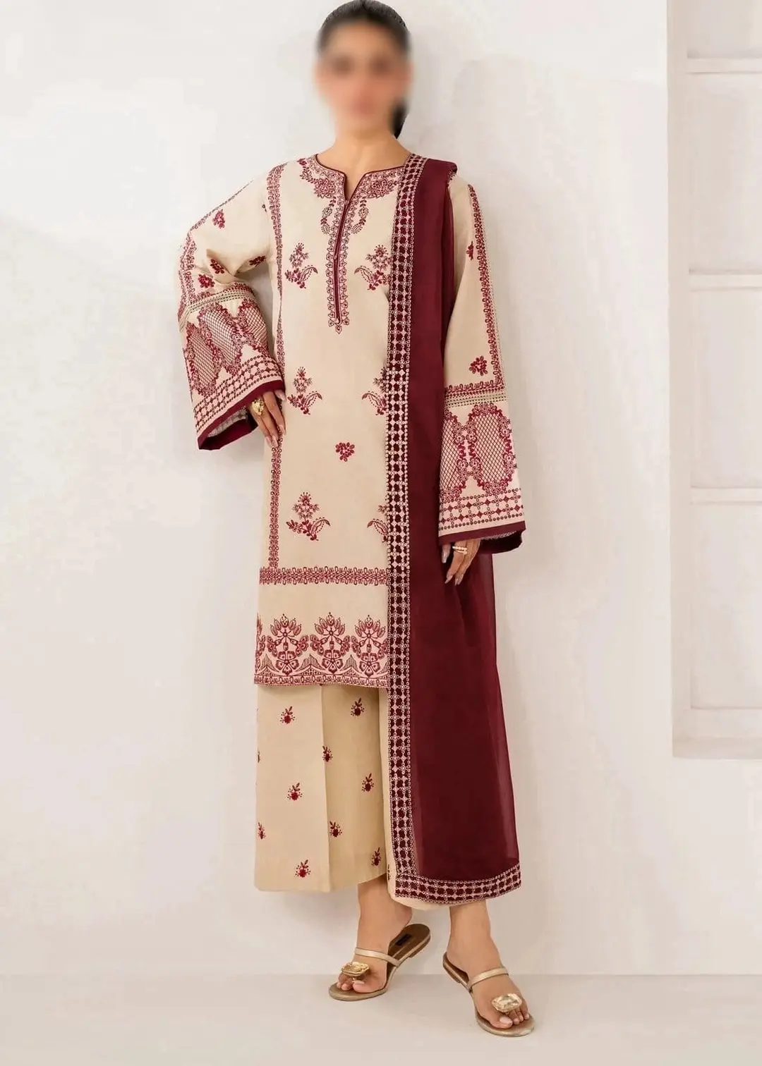 3 Pcs Women's Unstitched Embroidered Suit