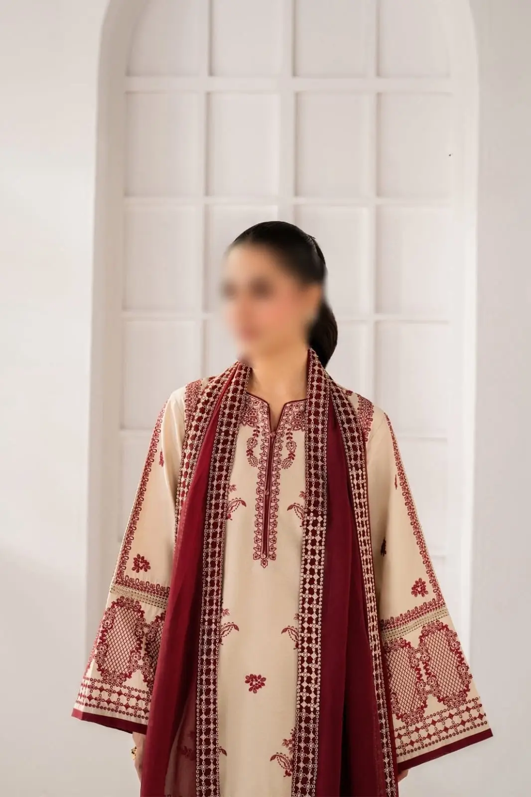 3 Pcs Women's Unstitched Embroidered Suit