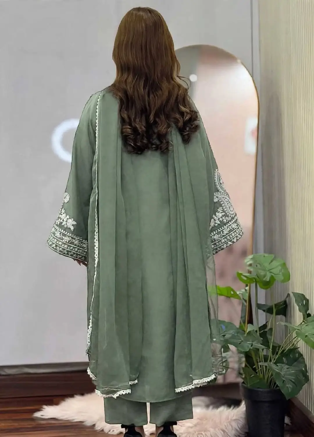 3 Pcs Women's Unstitched Embroidered Suit