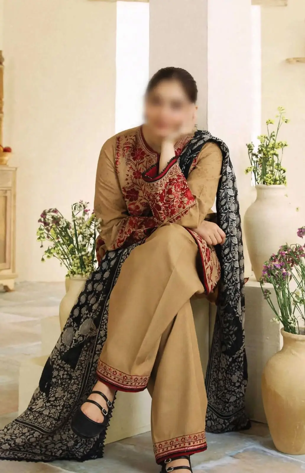 3 Pcs Women's Unstitched Embroidered Suit