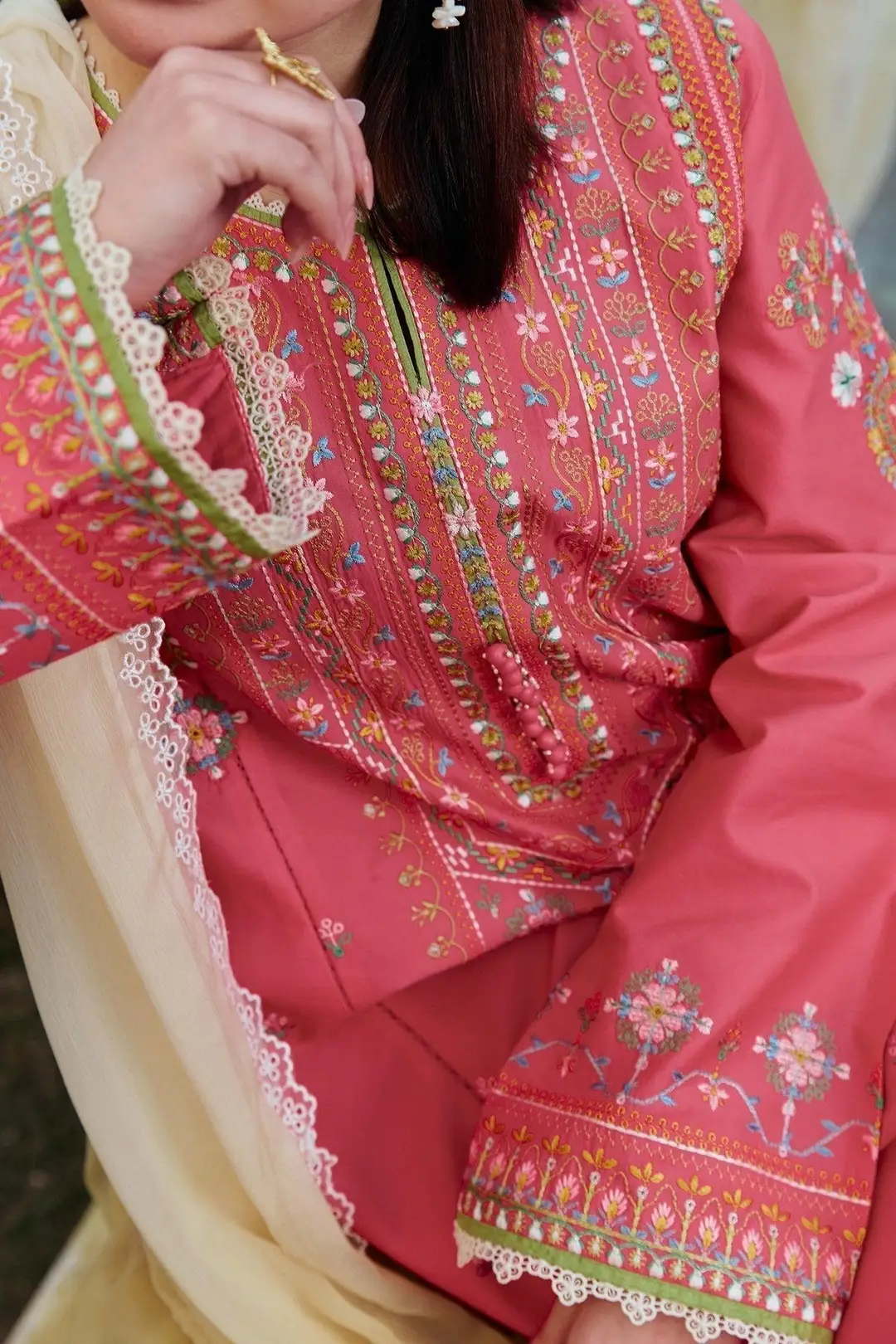 3 Pcs Women's Unstitched Embroidered Suit