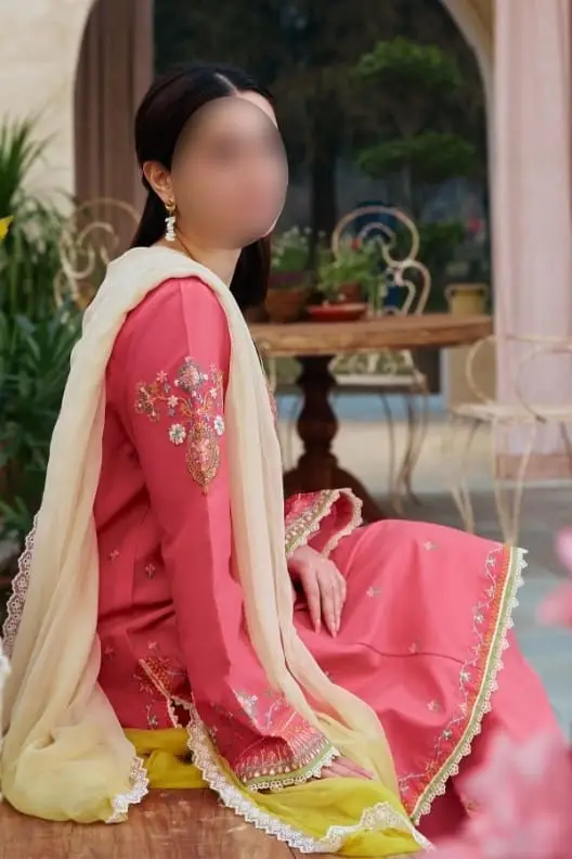 3 Pcs Women's Unstitched Embroidered Suit