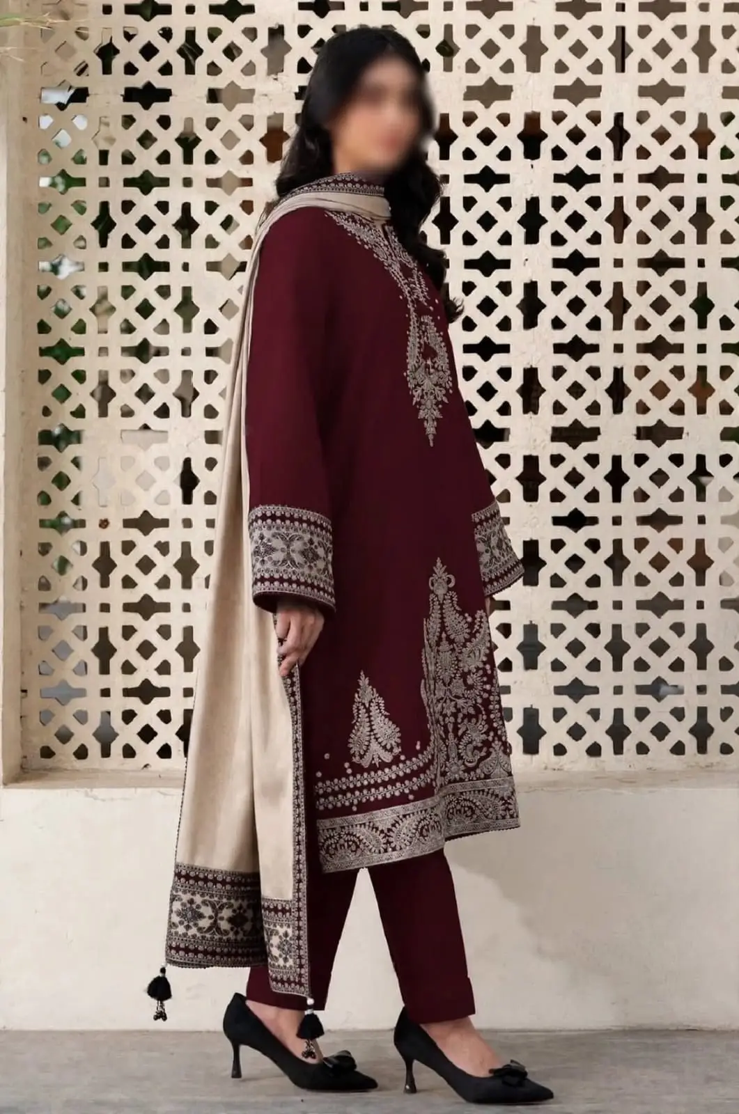 3 Pcs Women's Unstitched Embroidered Suit
