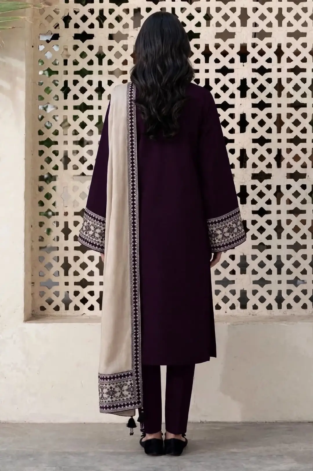 3 Pcs Women's Unstitched Embroidered Suit
