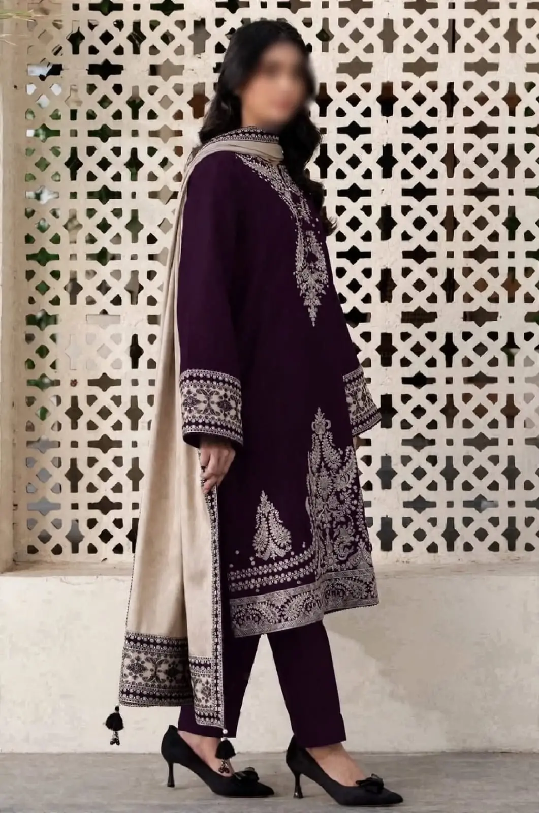 3 Pcs Women's Unstitched Embroidered Suit