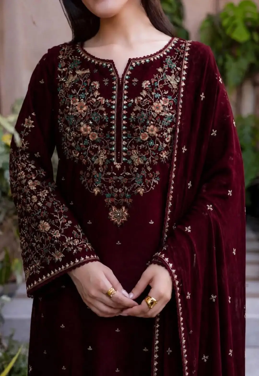 3 Pcs Women's Unstitched Embroidered Suit
