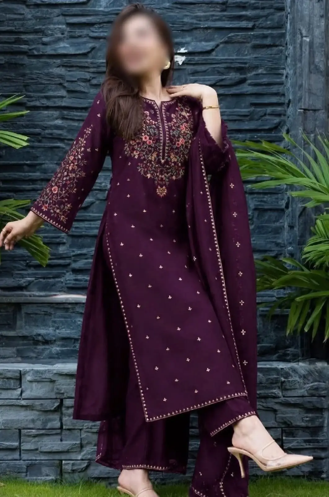 3 Pcs Women's Unstitched Embroidered Suit