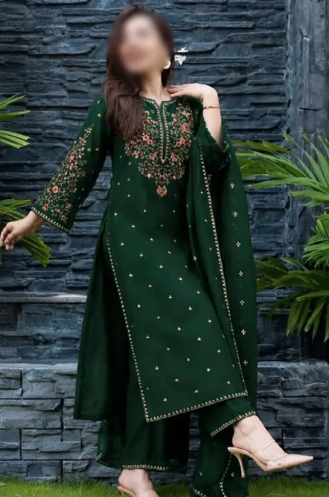 3 Pcs Women's Unstitched Embroidered Suit